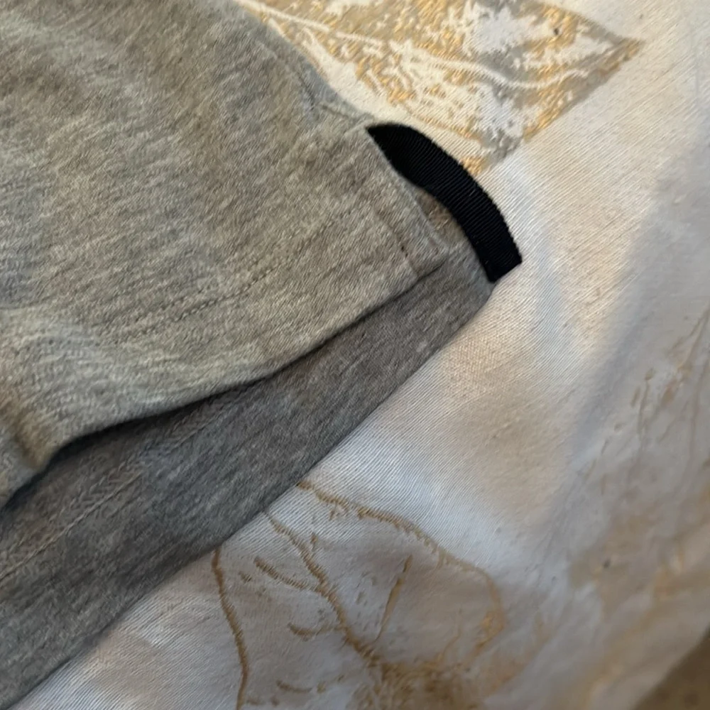 Banana Republic Luxury-Touch Striped Polo Shirt Gray Mens Size L Standard Fit